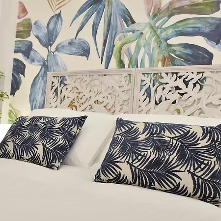 Апартаменты By The Sea