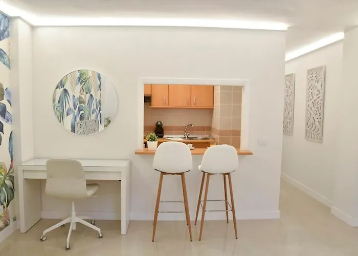 By The Sea Apartment *