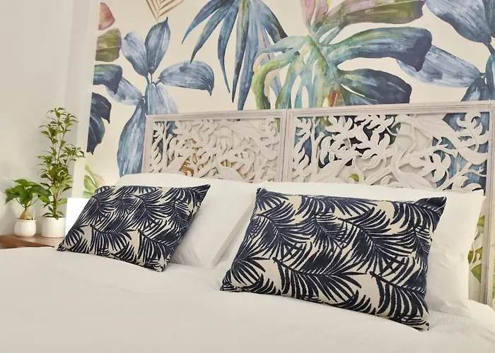 Apartment By The Sea