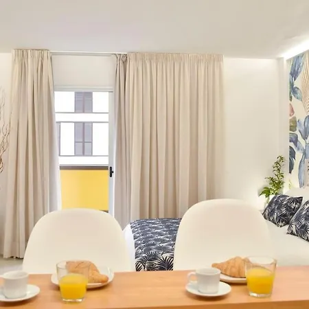 By The Sea Puerto de la Cruz (Tenerife)